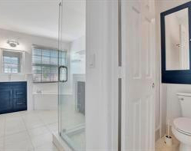 2410 Nw 137th Terrace - Photo Thumbnail 19
