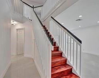 2410 Nw 137th Terrace - Photo Thumbnail 1