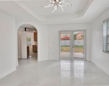 2410 Nw 137th Terrace - Photo Thumbnail 5
