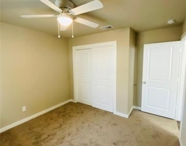 307 N Colbert Avenue - Photo Thumbnail 10