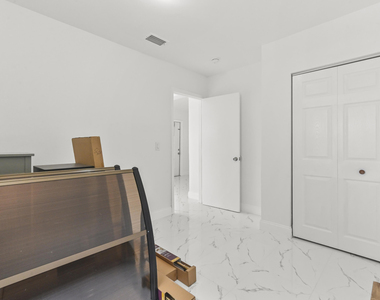 515 Putnam Road - Photo Thumbnail 16