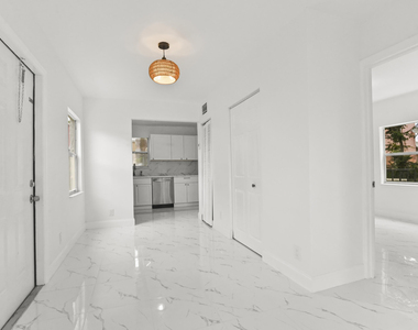 515 Putnam Road - Photo Thumbnail 5