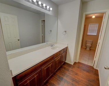 4005 Penny Royal Drive - Photo Thumbnail 19