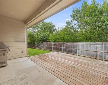 1409 Hidden Creek Drive - Photo Thumbnail 25