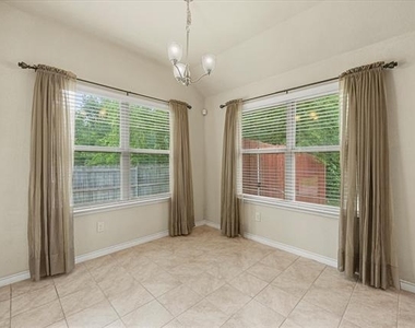1409 Hidden Creek Drive - Photo Thumbnail 14