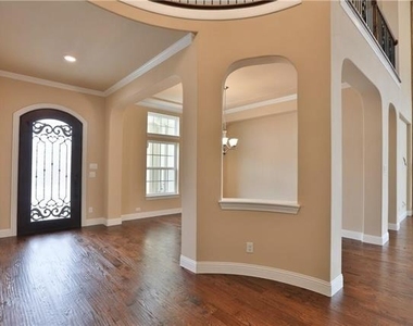 13278 Juliet Way - Photo Thumbnail 2