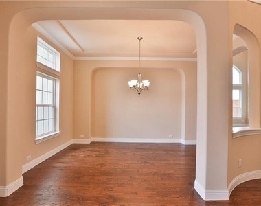 13278 Juliet Way - Photo Thumbnail 4
