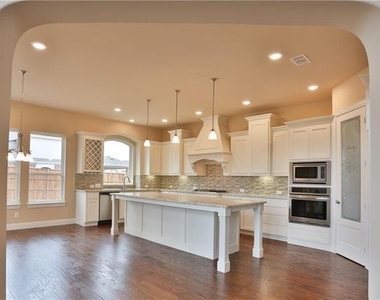 13278 Juliet Way - Photo Thumbnail 9