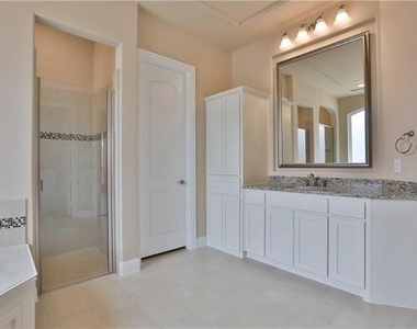 13278 Juliet Way - Photo Thumbnail 15