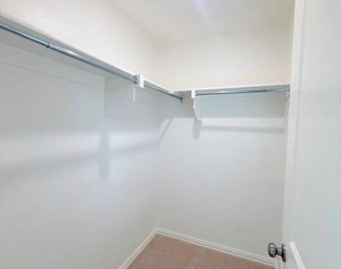 5328 Springlake Parkway - Photo Thumbnail 15