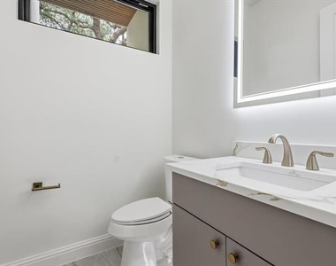 3135 Walnut Hill Lane - Photo Thumbnail 31