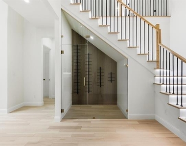 3135 Walnut Hill Lane - Photo Thumbnail 7