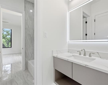 3135 Walnut Hill Lane - Photo Thumbnail 34