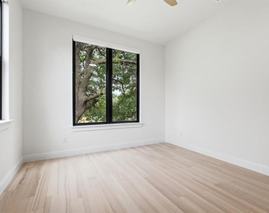 3135 Walnut Hill Lane - Photo Thumbnail 30