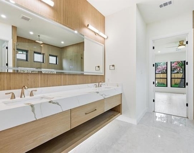 3135 Walnut Hill Lane - Photo Thumbnail 21