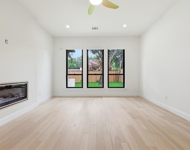 3135 Walnut Hill Lane - Photo Thumbnail 19