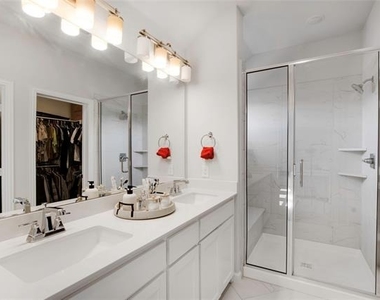 6628 Kort Street - Photo Thumbnail 16