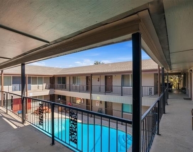 150 S Main Street - Photo Thumbnail 23