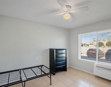 150 S Main Street - Photo Thumbnail 21