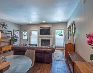 5701 Gaston Avenue - Photo Thumbnail 12