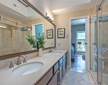 5701 Gaston Avenue - Photo Thumbnail 27
