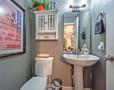 5701 Gaston Avenue - Photo Thumbnail 21