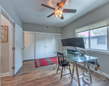 5701 Gaston Avenue - Photo Thumbnail 30