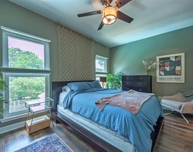 5701 Gaston Avenue - Photo Thumbnail 23