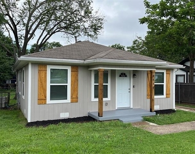 8438 Maddox Street - Photo Thumbnail 1