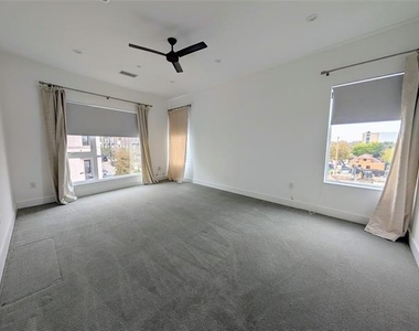 236 Melba Street - Photo Thumbnail 27