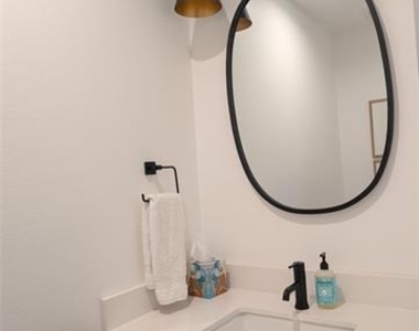 236 Melba Street - Photo Thumbnail 13