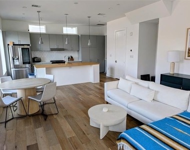 236 Melba Street - Photo Thumbnail 3