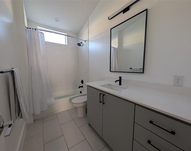 236 Melba Street - Photo Thumbnail 15