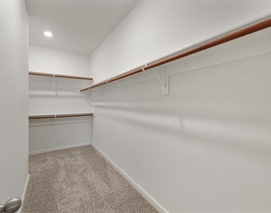 2113 Erlinda Drive - Photo Thumbnail 20