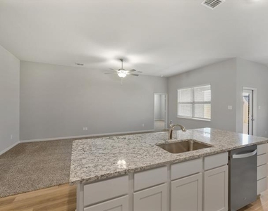 2113 Erlinda Drive - Photo Thumbnail 7