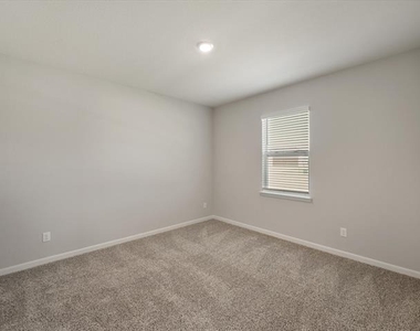 2113 Erlinda Drive - Photo Thumbnail 24