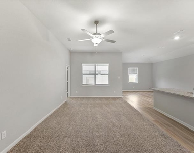 2113 Erlinda Drive - Photo Thumbnail 12