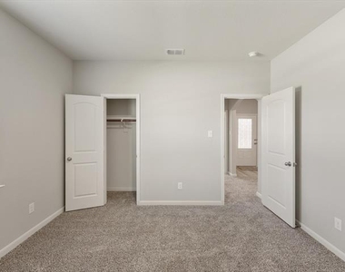 2113 Erlinda Drive - Photo Thumbnail 25