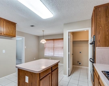 4436 Cordova Lane - Photo Thumbnail 18