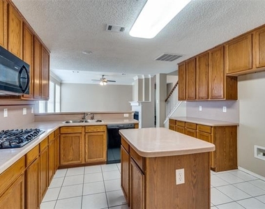 4436 Cordova Lane - Photo Thumbnail 17