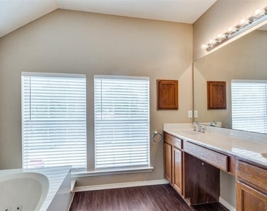 4436 Cordova Lane - Photo Thumbnail 26
