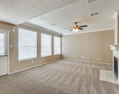 4436 Cordova Lane - Photo Thumbnail 9