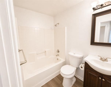 515 Haymarket Drive - Photo Thumbnail 8