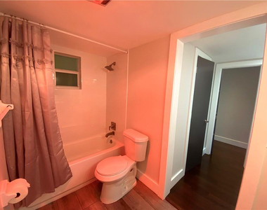 1200 Sw 12th Street - Photo Thumbnail 17