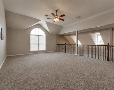 8300 Lonesome Spur Trail - Photo Thumbnail 11