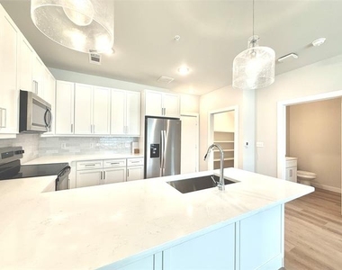 2306 Moonflower Road - Photo Thumbnail 13
