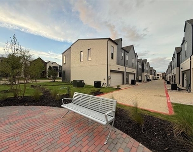 2306 Moonflower Road - Photo Thumbnail 6