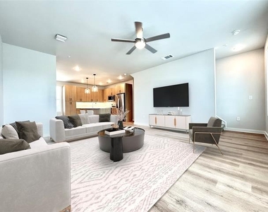 540 Foxglove Road - Photo Thumbnail 3