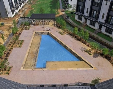 2239 Moonflower Court - Photo Thumbnail 28