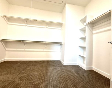 2239 Moonflower Court - Photo Thumbnail 19